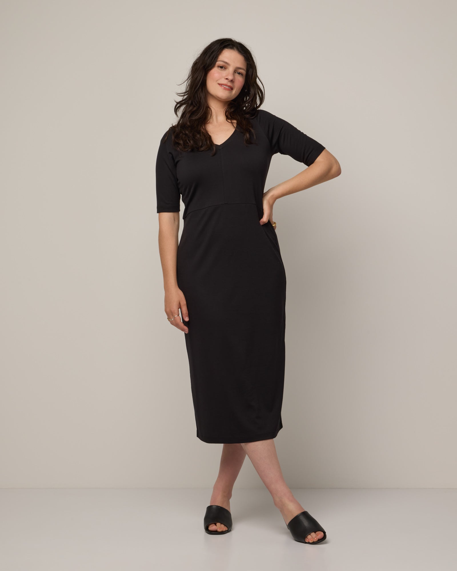 London Merino Wool Fitted Dress - Black London Merino Wool Fitted Dress - Black
