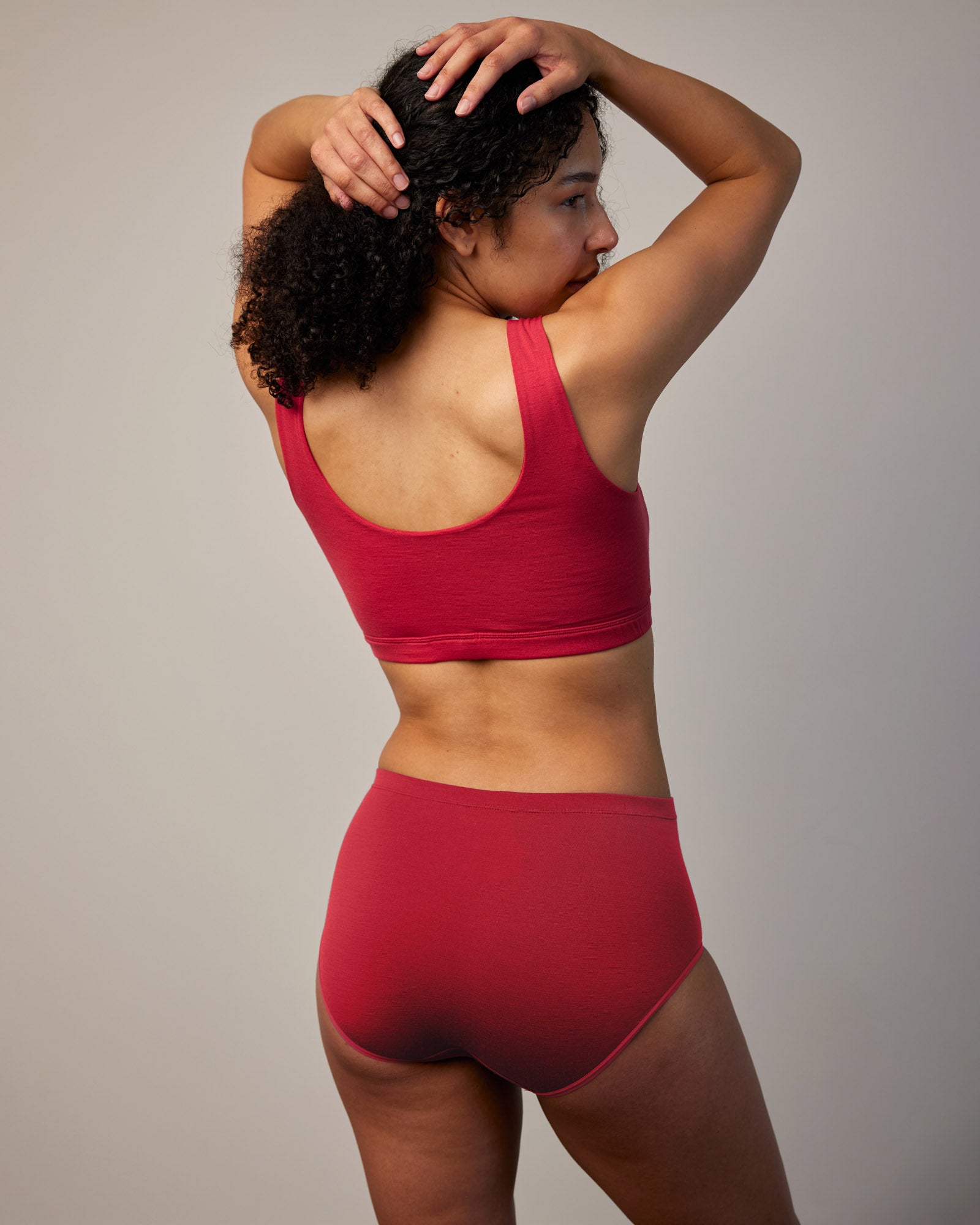 Roam Merino Wool Scoop Neck Bra - Coral Red – Roam Scoop Neck Bra