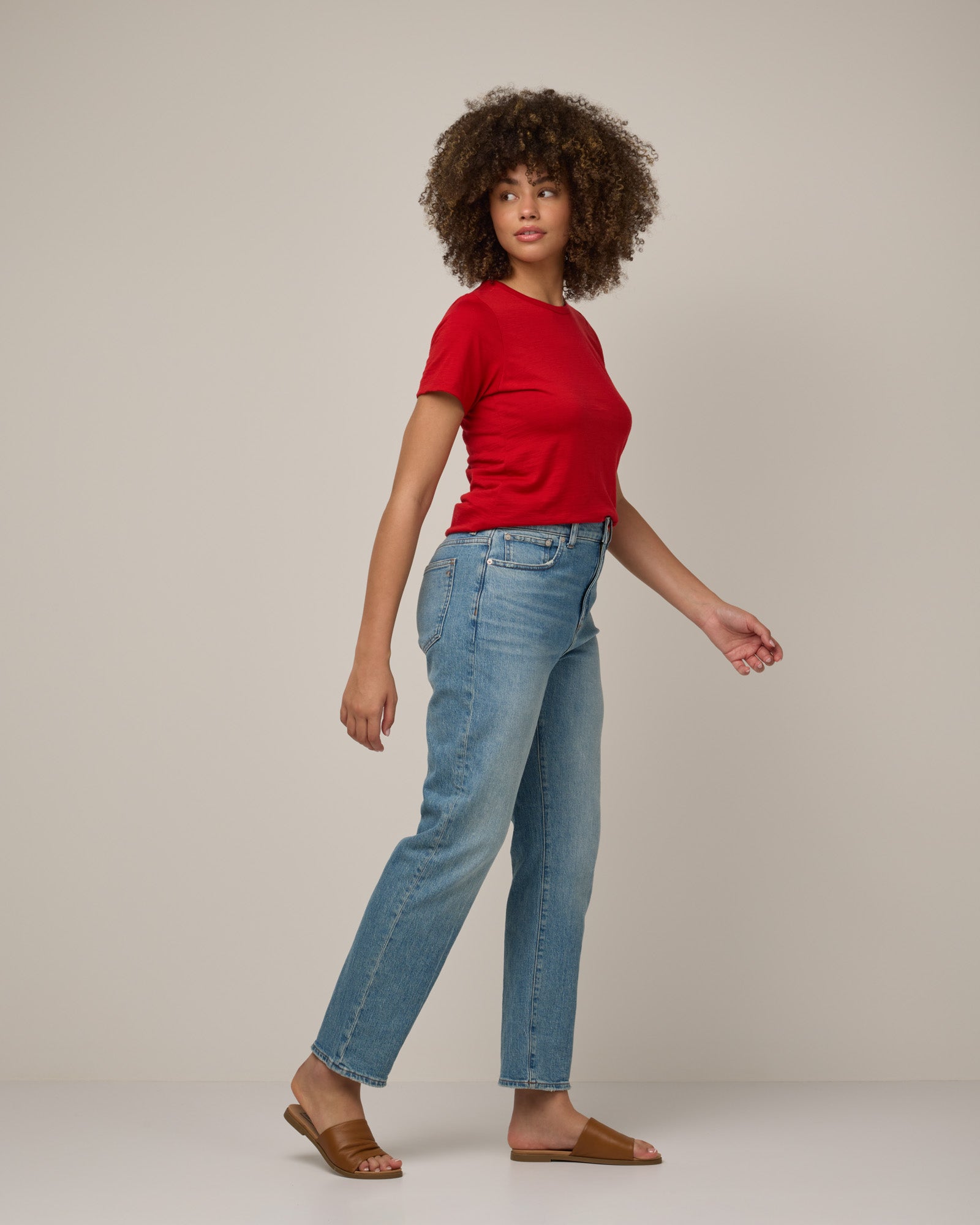 model-spec:Sean is 5'10", wearing a size M