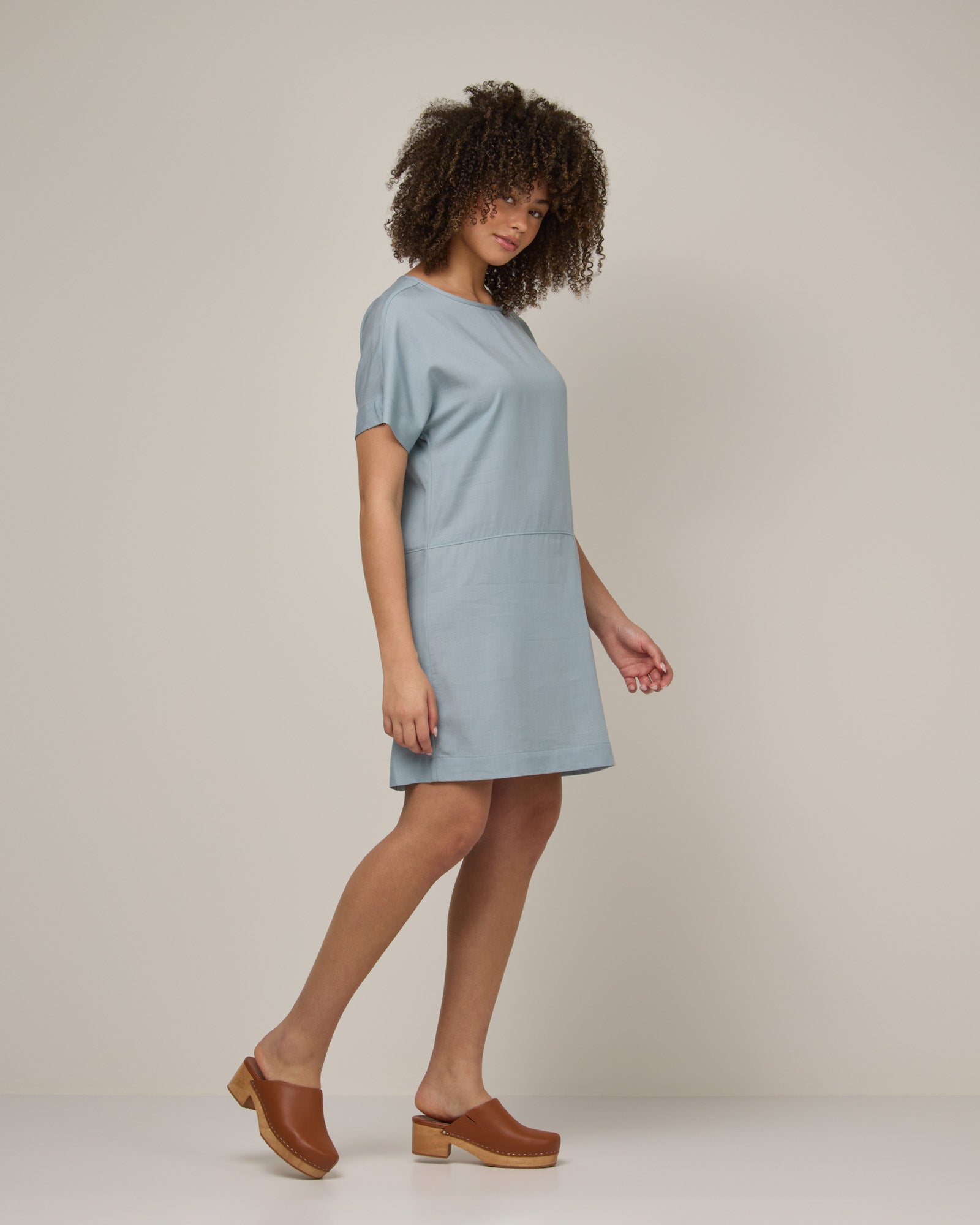 model-spec:Sean is 5'10", wearing a size M