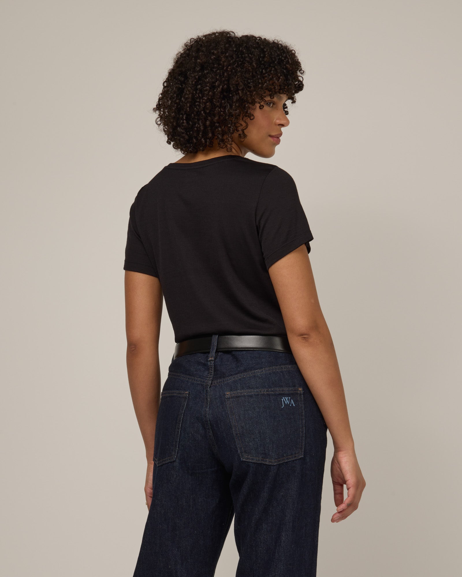 Zoe Merino Wool Easy Crew Neck Tee - Black – Zoe Easy Crew Neck