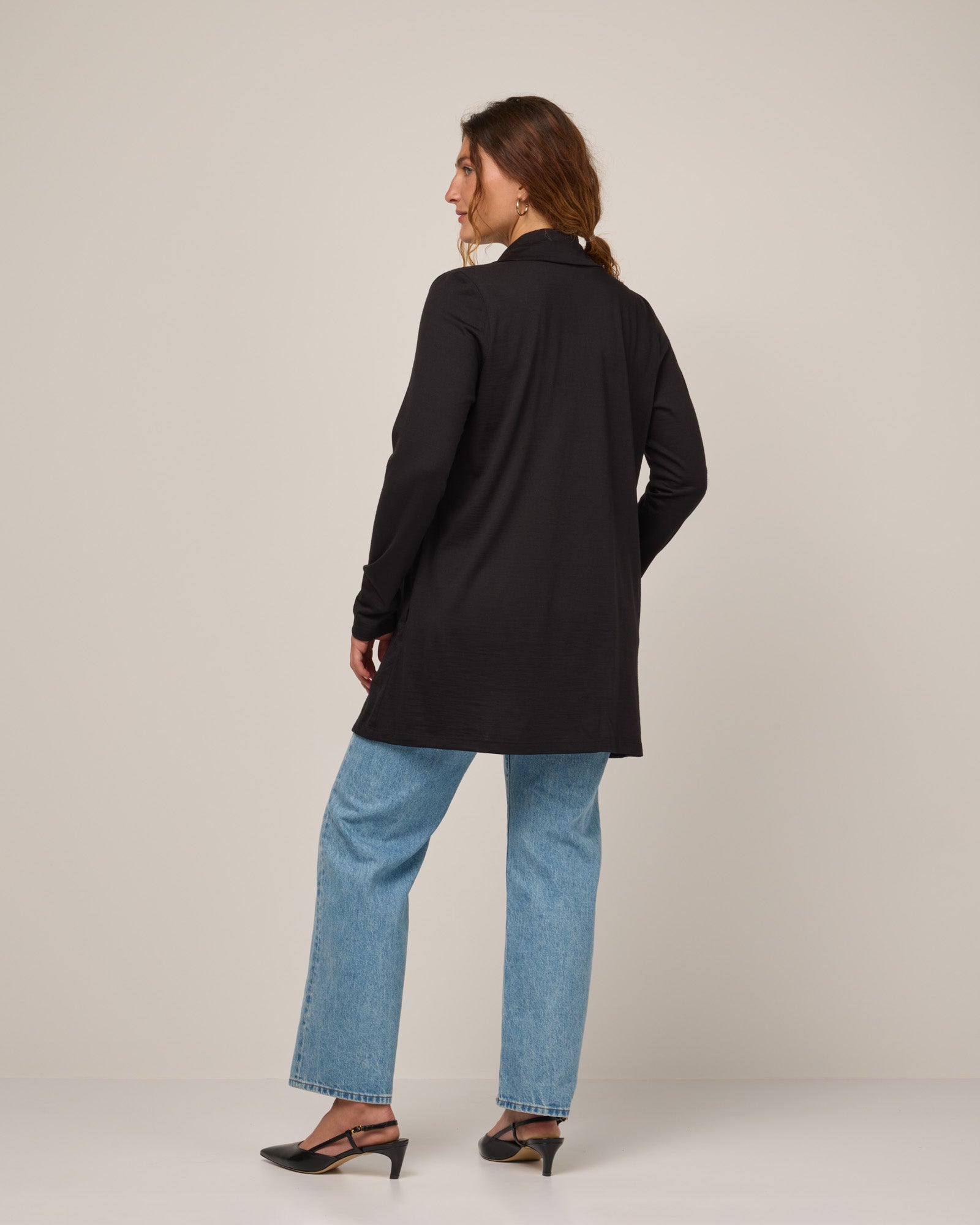 Landmark Merino Wool Cardigan - Black – Landmark Cardigan | wool&