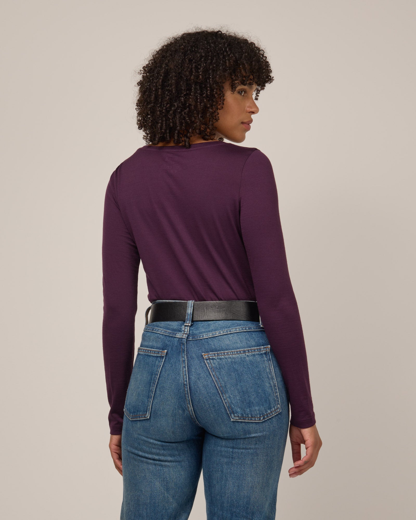 model-spec:Janiah is 5'7", wearing a size XS