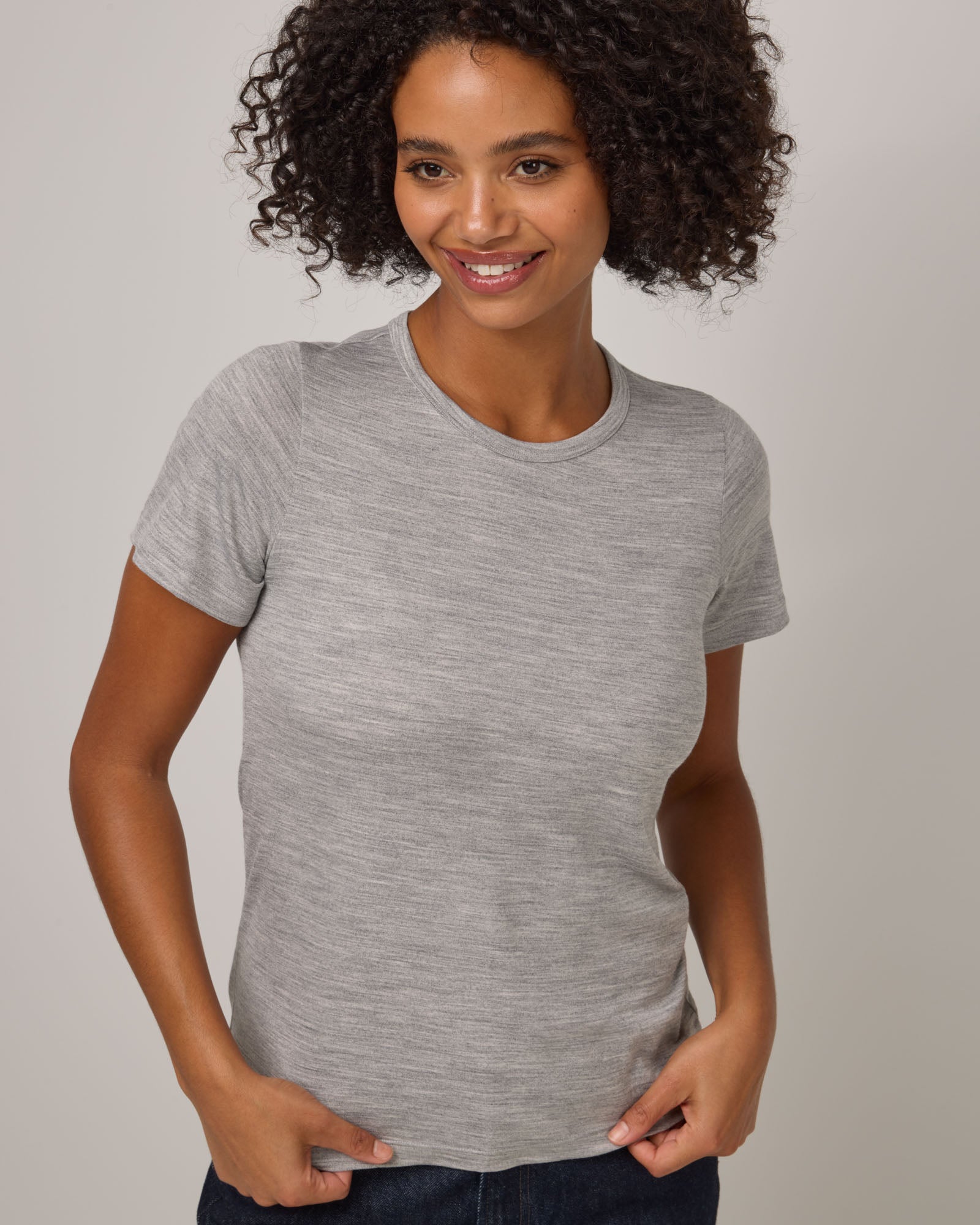 Cara Signature Merino Wool Fitted Tee - Gray Heather – Cara Fitted