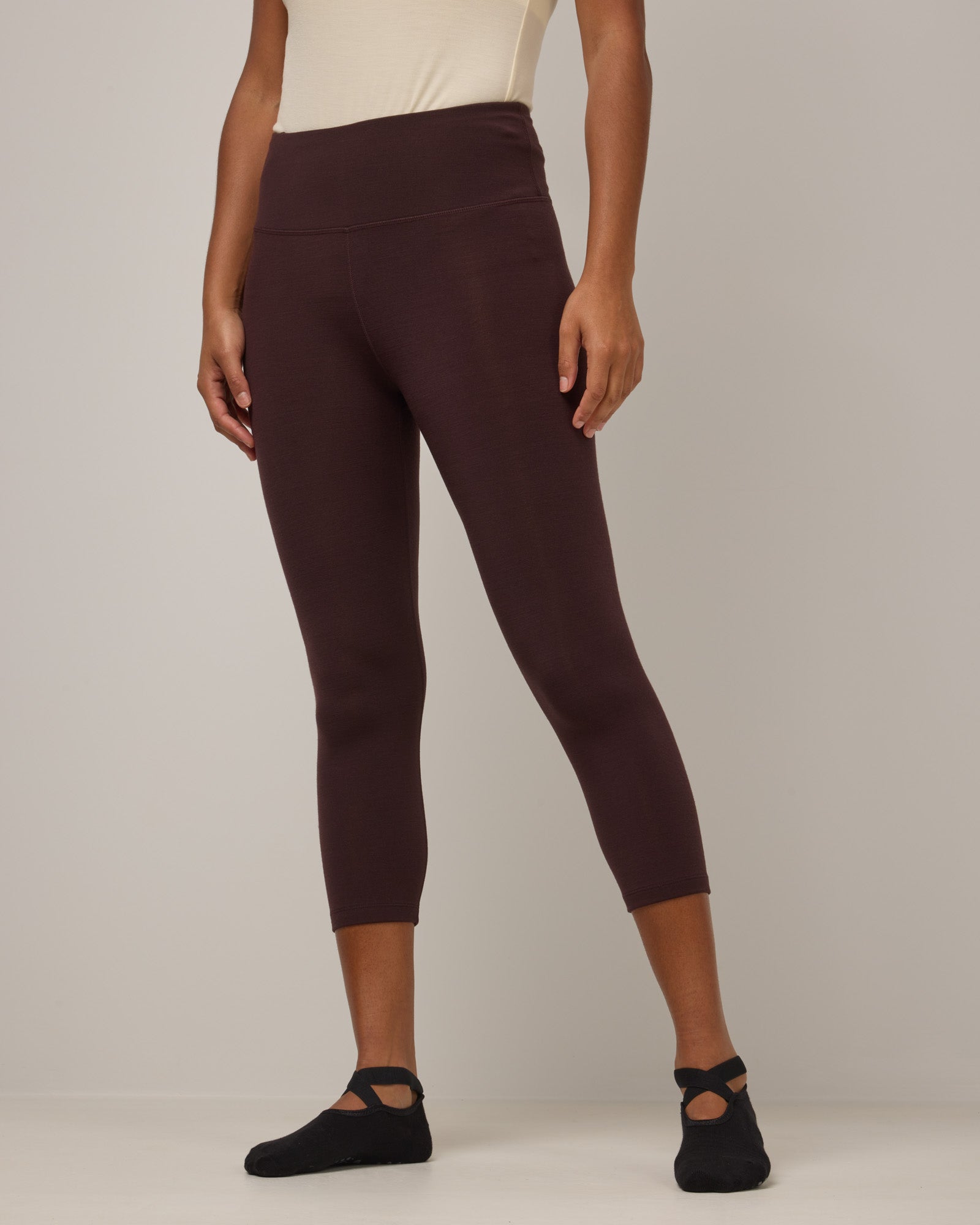 Summit Merino Wool Crop Legging - Espresso – Axis Midweight Crop