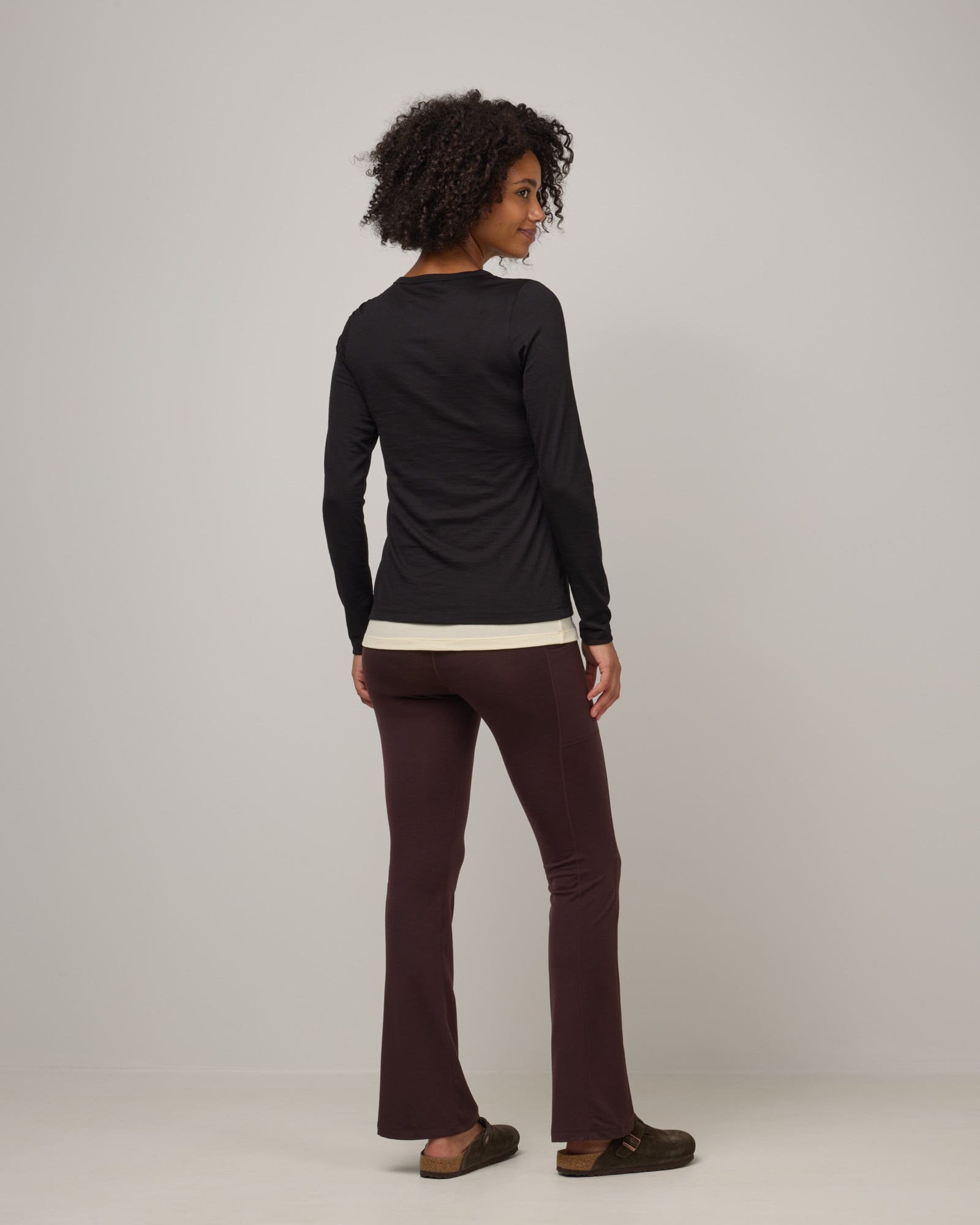 Summit Straight Cut Pocket Legging