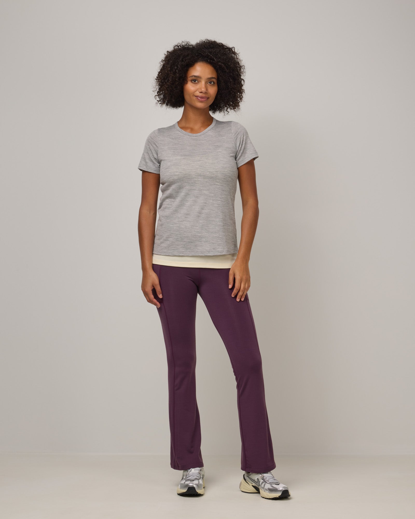 Summit Merino Wool Straight Cut Pocket Legging - Dark Marionberry