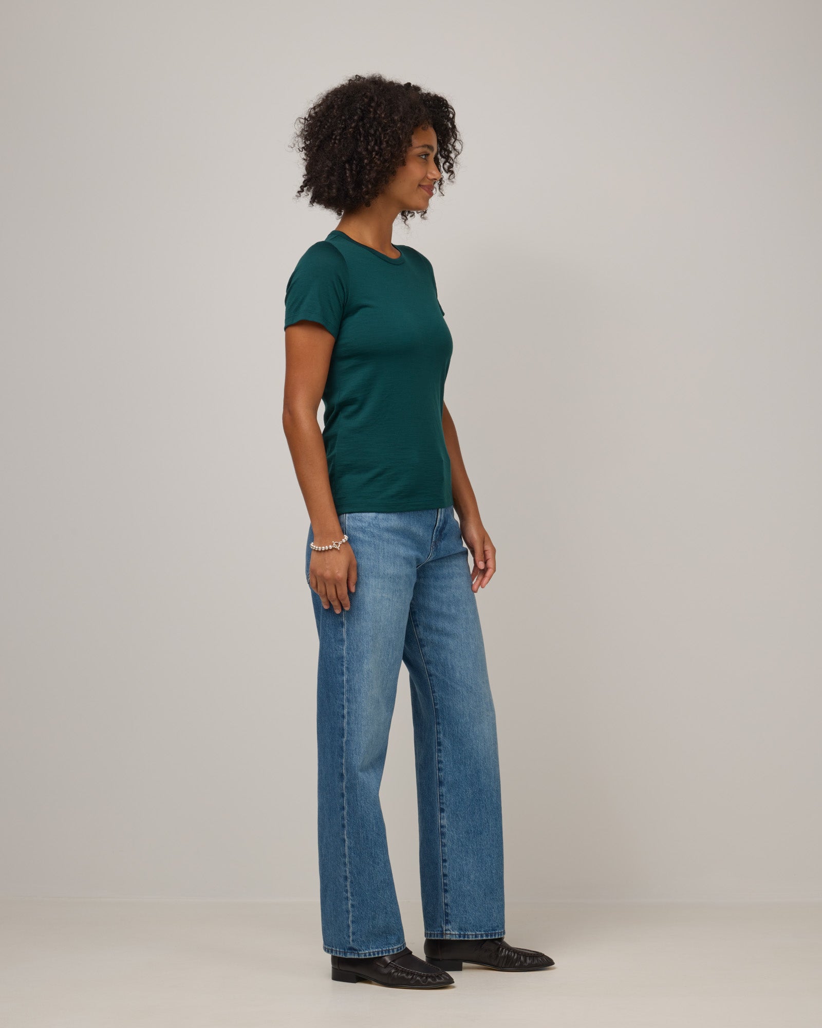 model-spec:Valyn is 5'10", wearing a size S