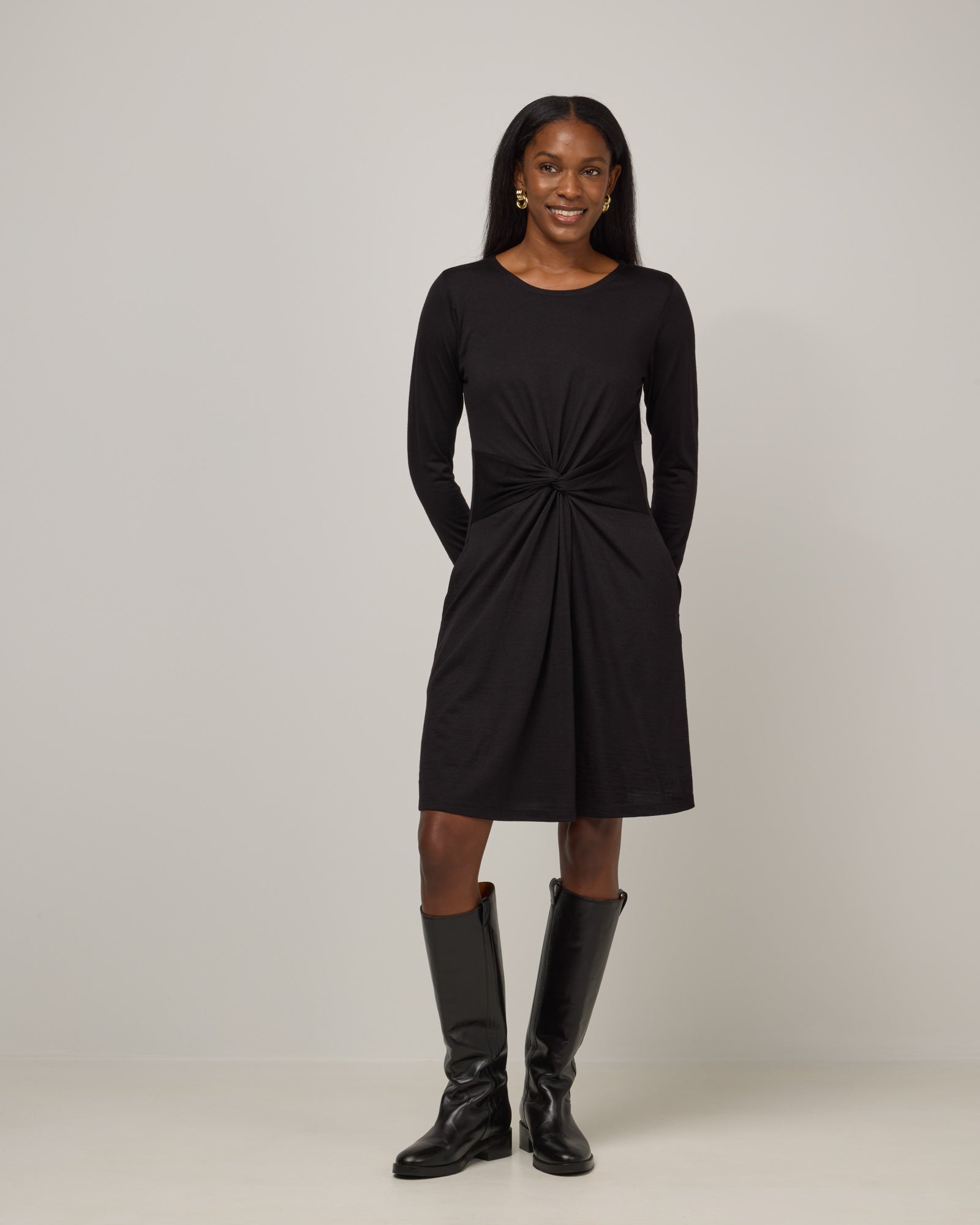 【最終価格】W FRONT WOOL DRESS ネイビー　38 Nova Merino Wool Twist Front Dress - Black – Nova Twist Front