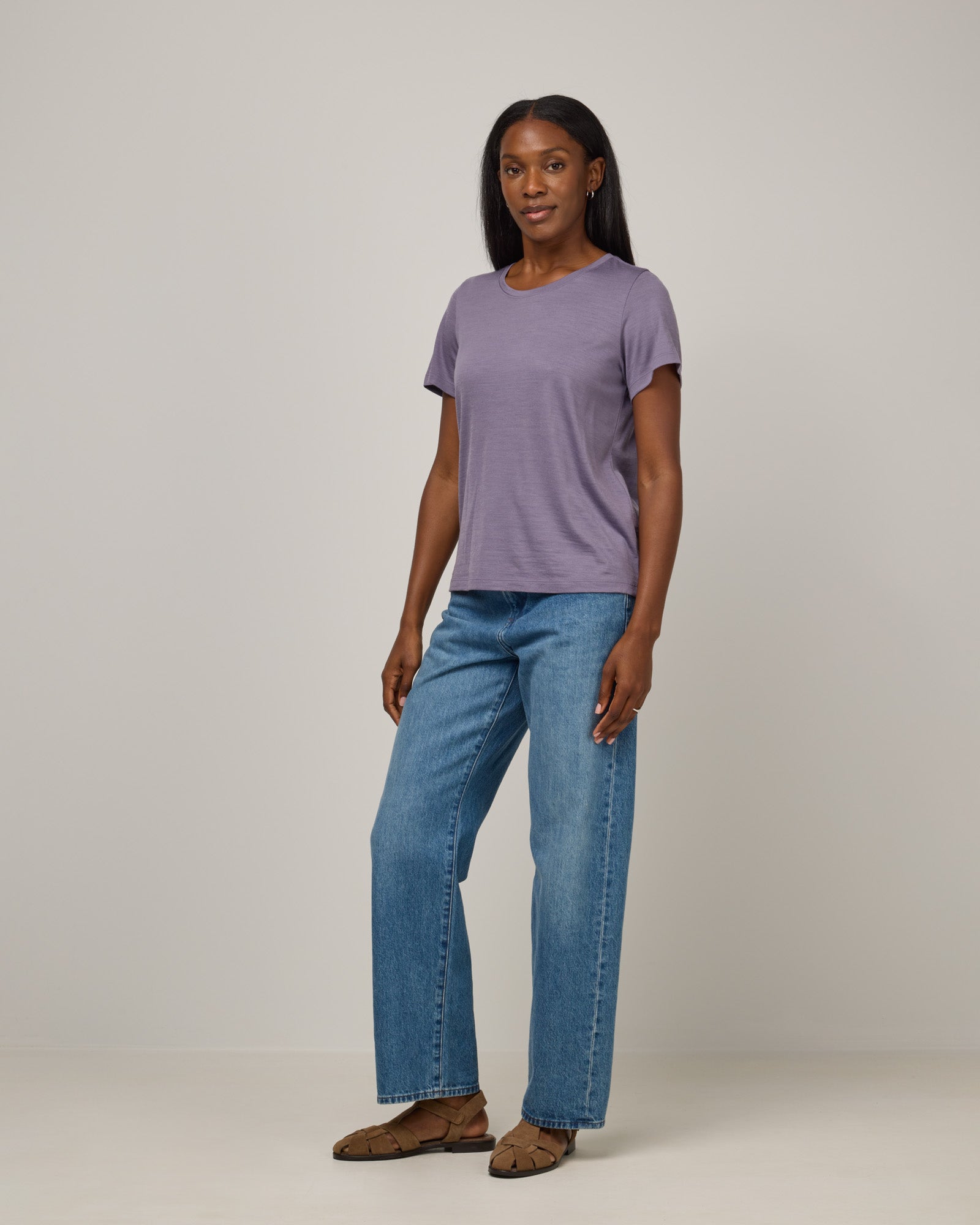 model-spec:Laah is 5'9", wearing a size M