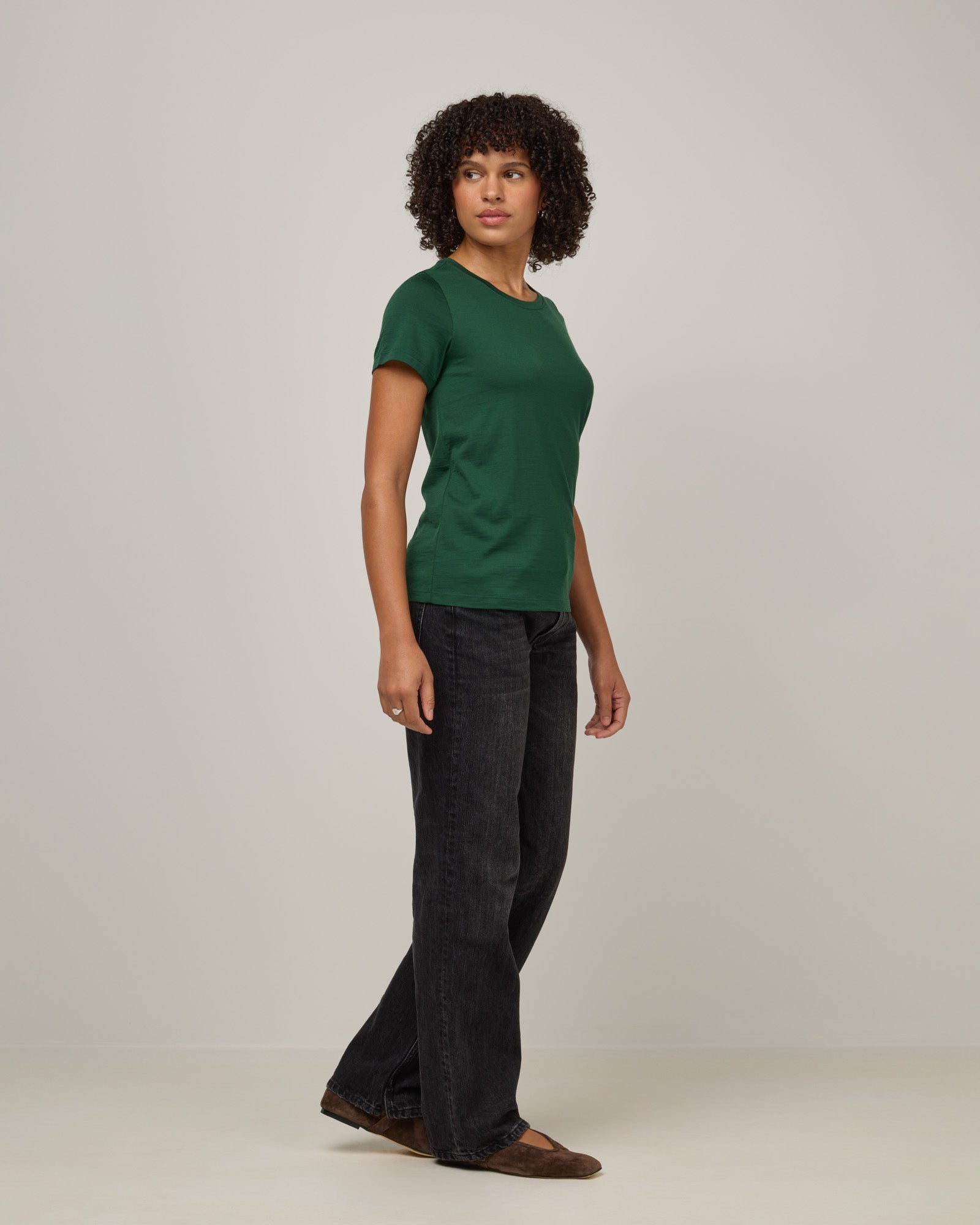 model-spec:Janiah is 5'7", wearing a size XS