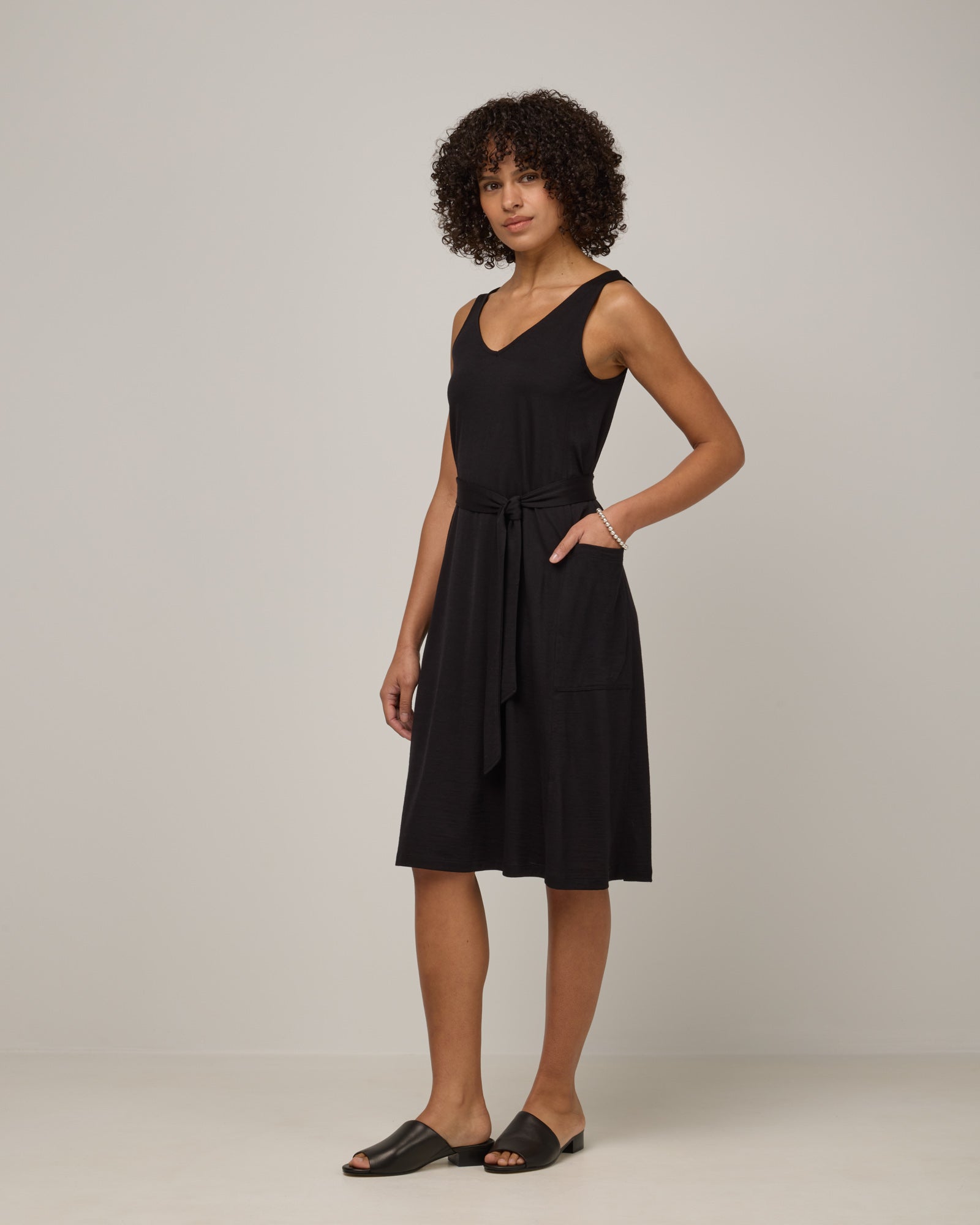 Summer Merino Wool Reversible Dress - Black Summer Midi Tank Dress | wool& Summer Merino Wool Reversible Dress - Black Summer Midi Tank Dress | wool&