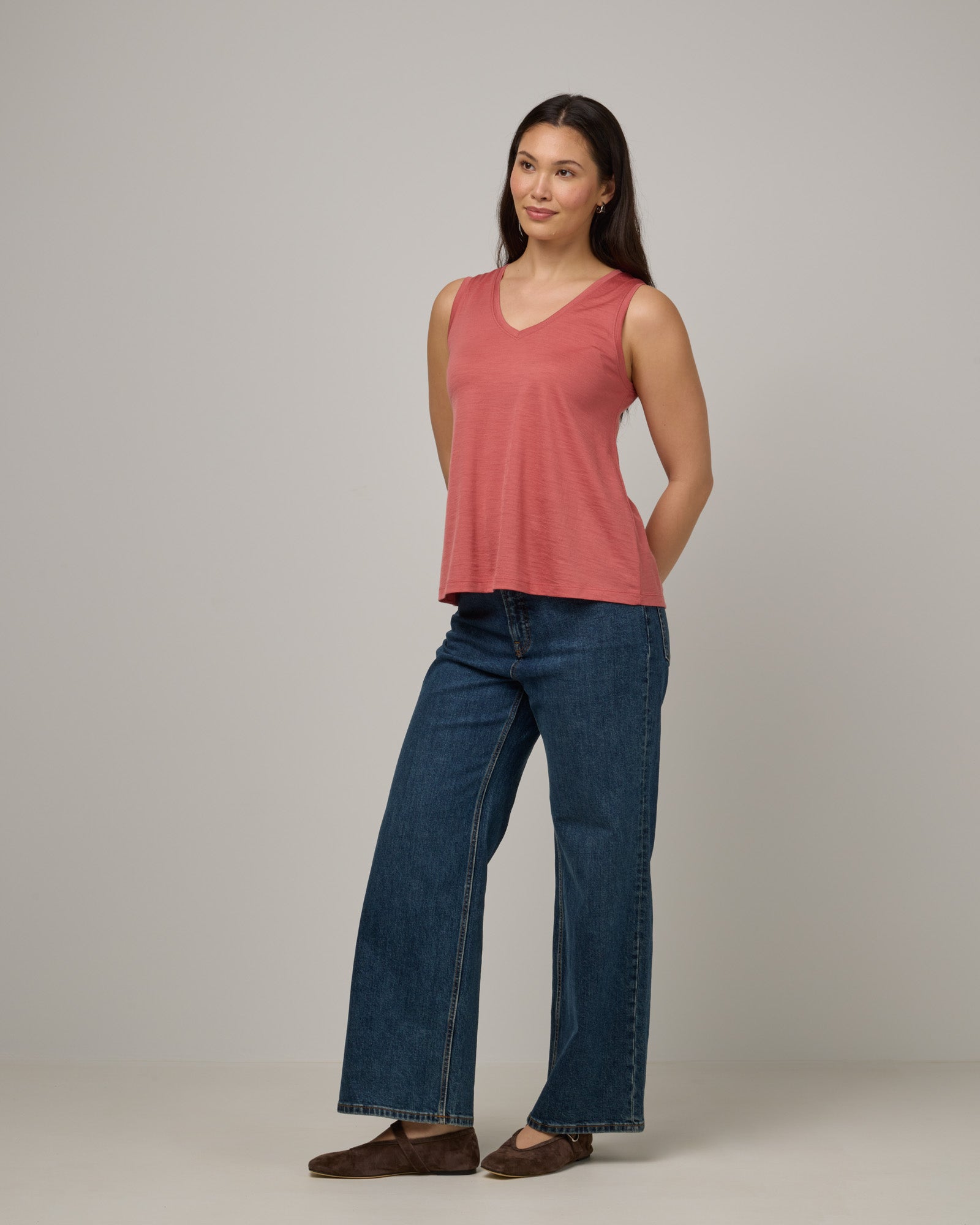 SUKU  スク ホーム BLUE POPPY TWIST TANK Poppy Merino Wool Reversible Tank - Dusty Cedar – Poppy Tank Top