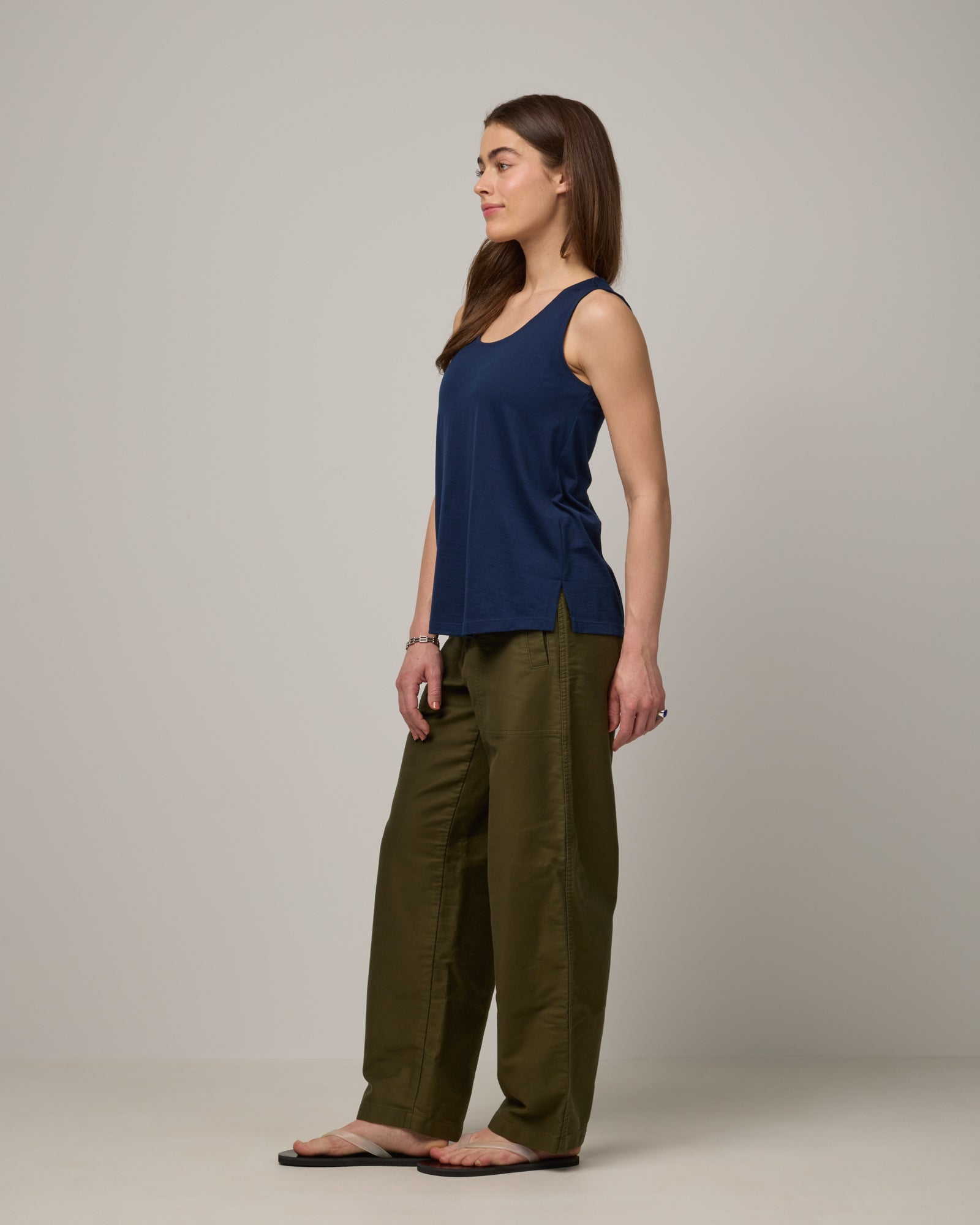 model-spec:Brenna is 5’7.5”, wearing a size XS