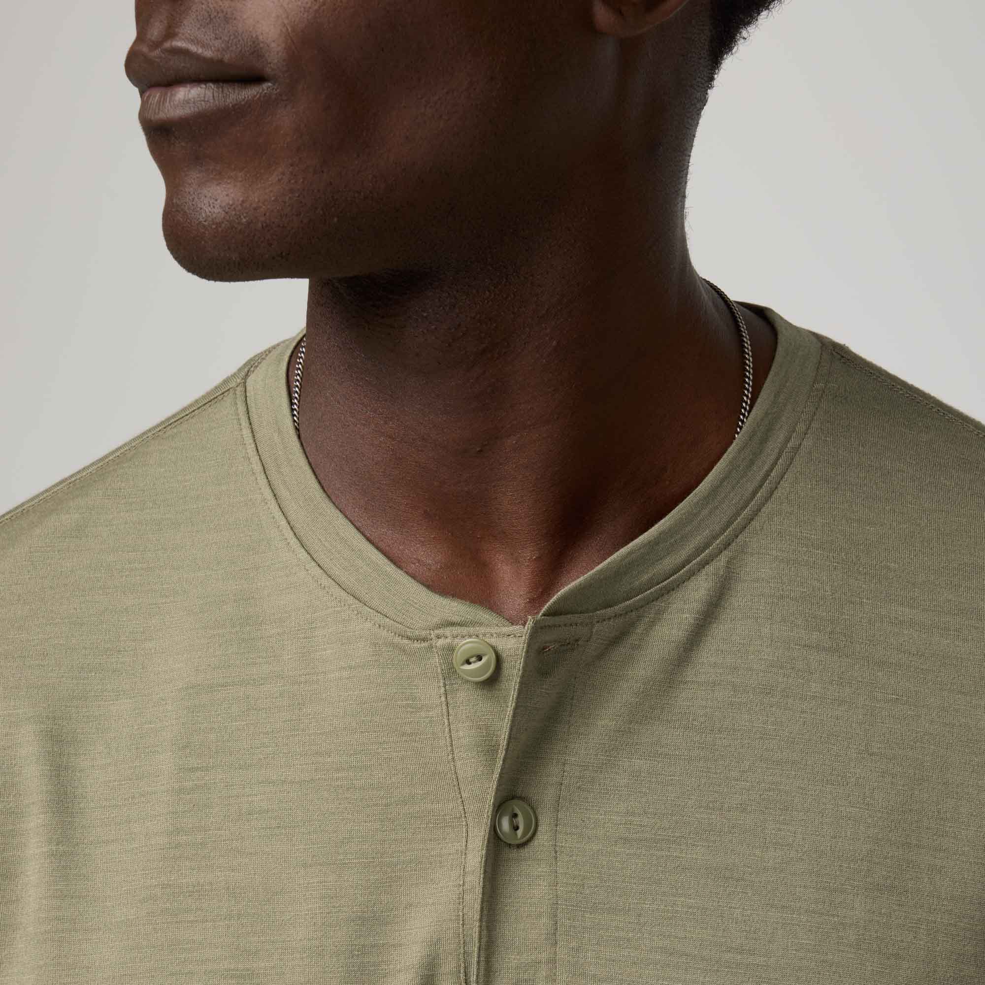 Men's Signature Short Sleeve Henley