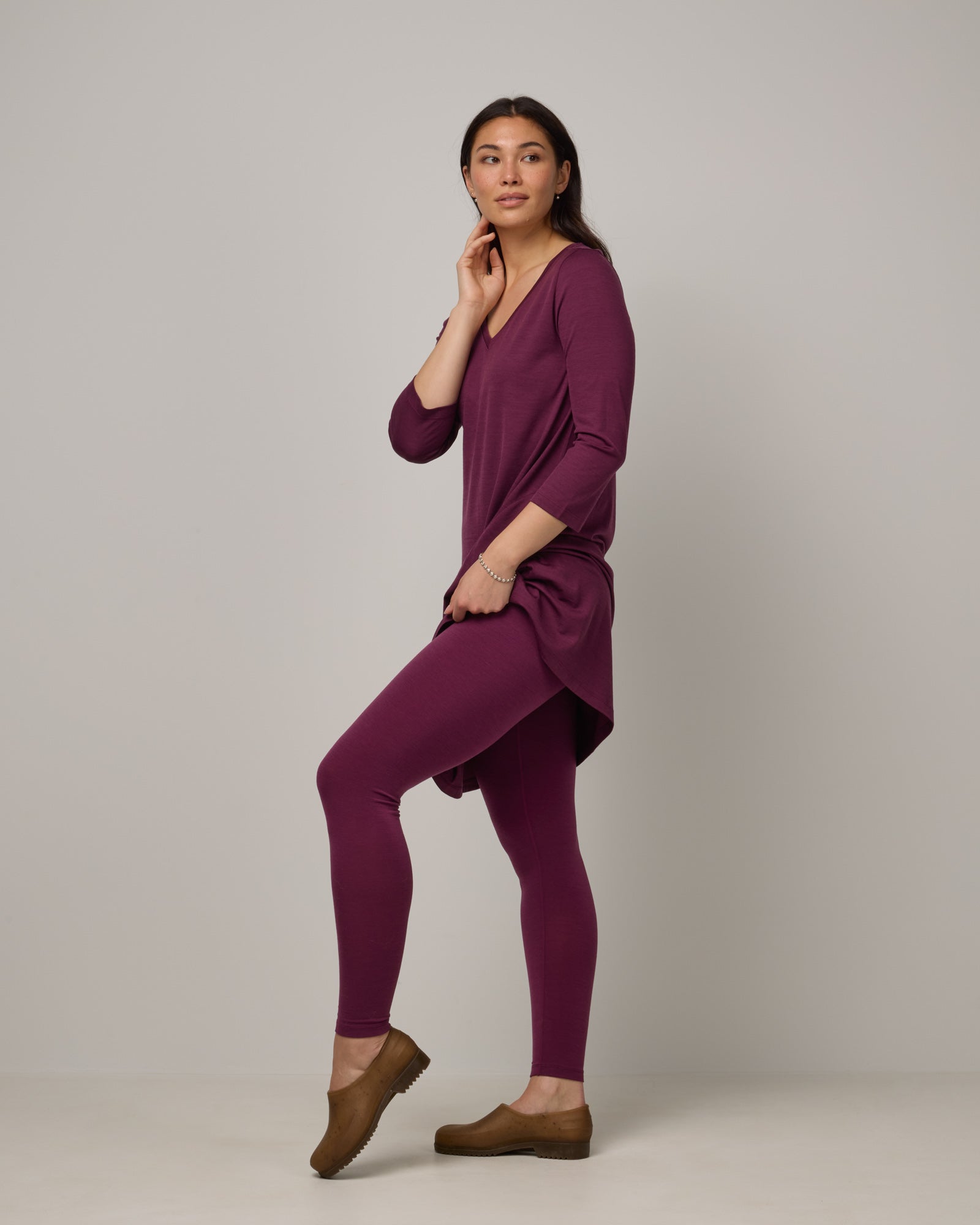 Lightweight Merino Wool Roam Legging - Plum – Swift Lightweight