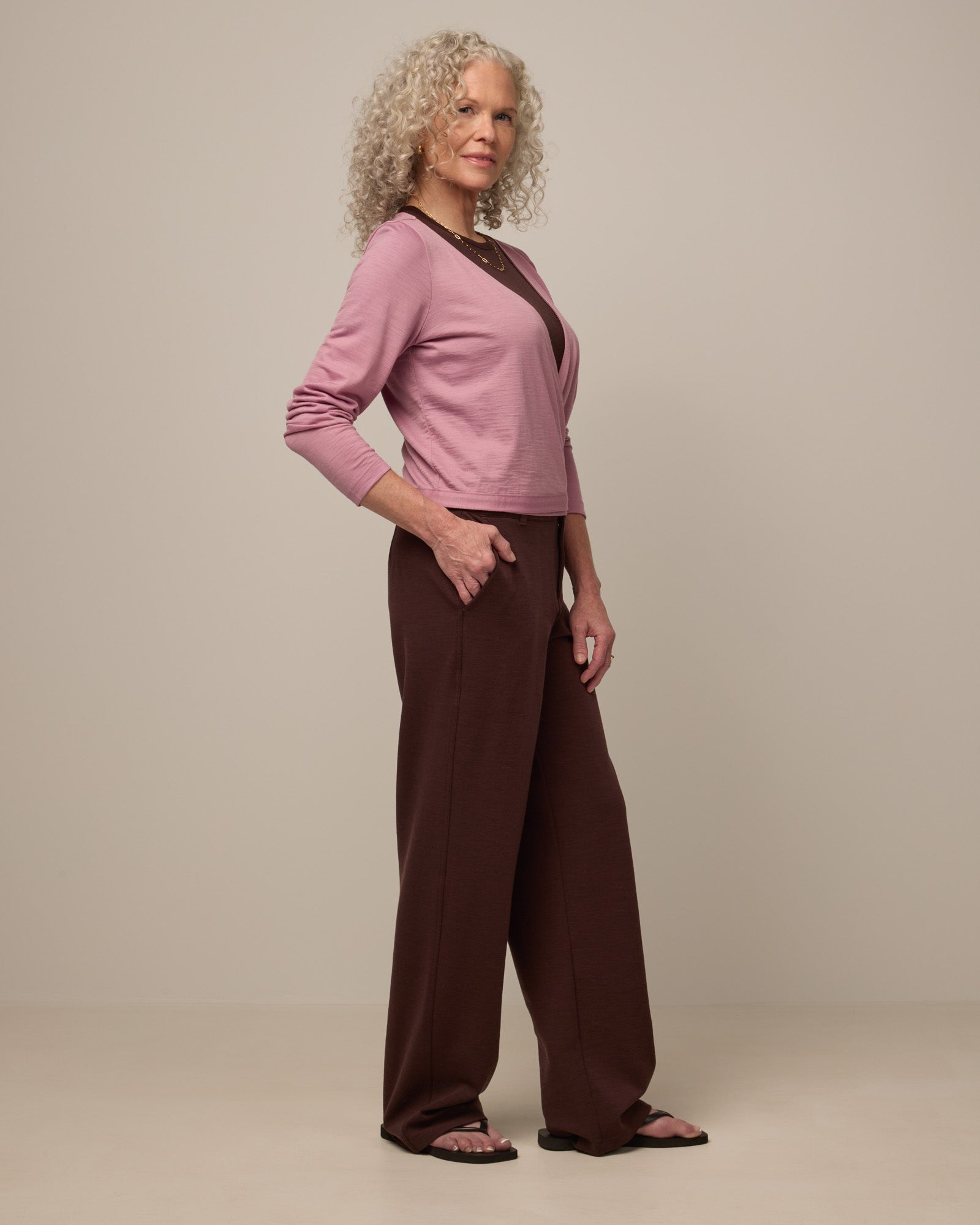 model-spec:Shannon is 5’6”, wearing a size S