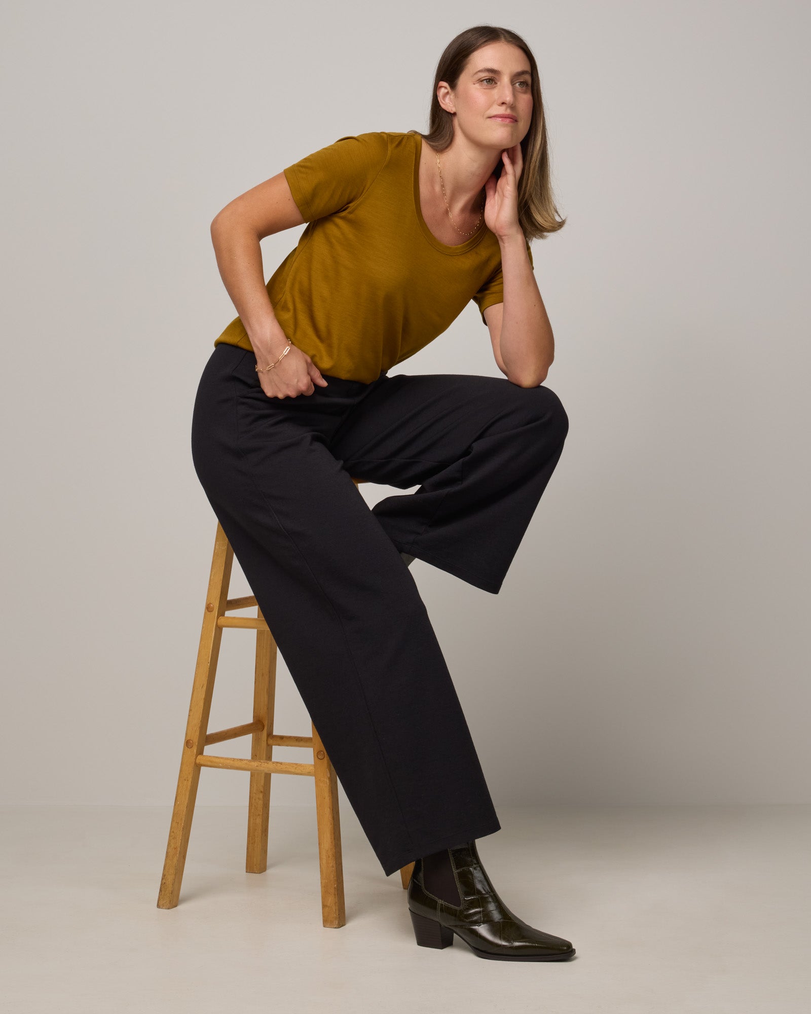 Stella Signature Merino Wool Scoop Neck Tee - Spiced Pear – Stella