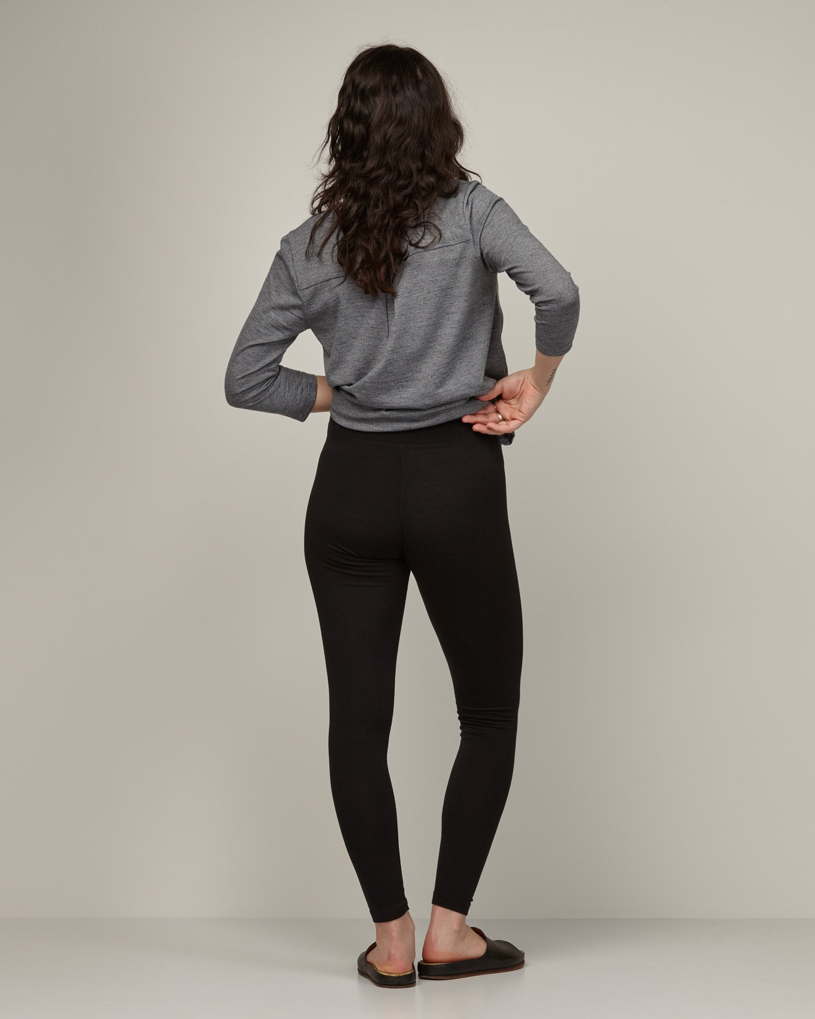 Black woolen leggings 2025