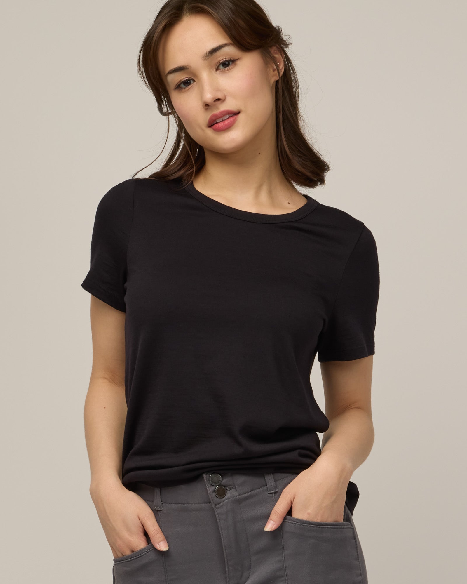 Cara 100% Merino Wool Crew Tee - Black