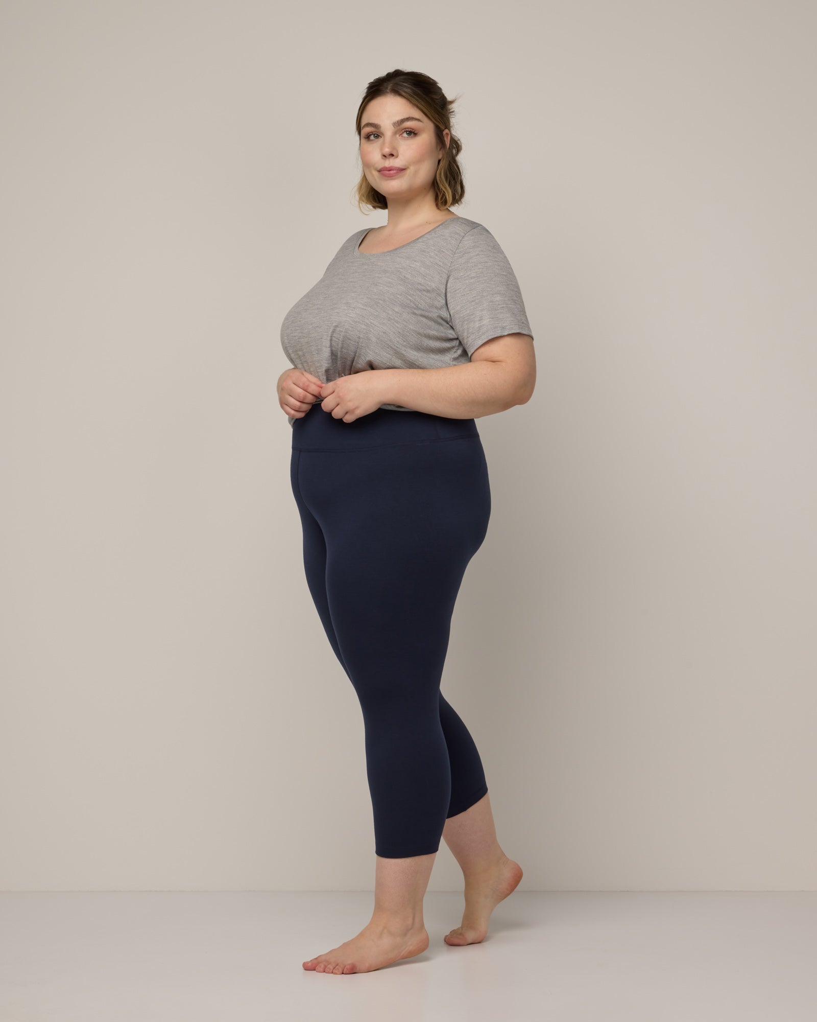 model-spec:Morgan is 5'9", wearing a size 2X