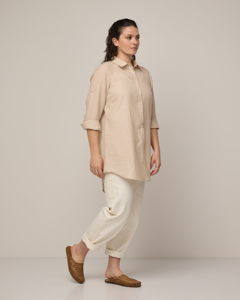 model-spec: Elana is 5'6", wearing a size M